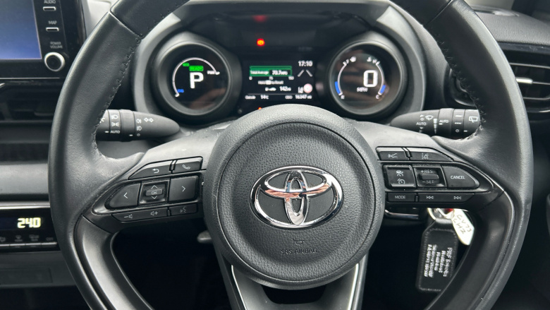 Toyota Yaris 1.5 Hybrid Design 5dr CVT Hybrid Hatchback